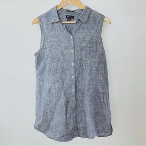 Jones New York Gray Sleeveless Button Down Shirt